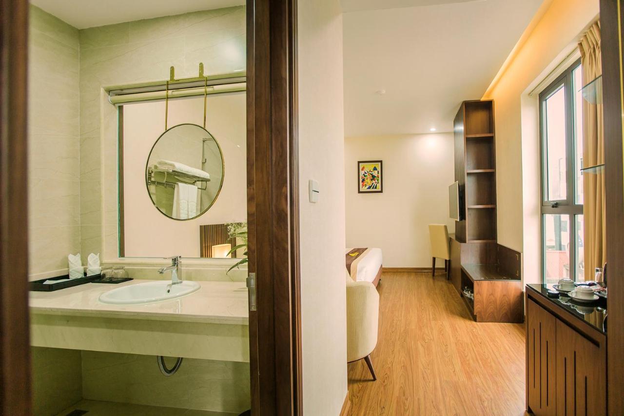 Luxury6 Hotel Mong Cai Dış mekan fotoğraf
